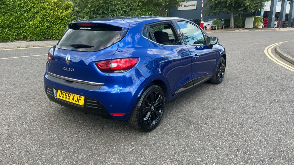Renault Clio 1.5 dCi 90 Iconic 5dr Diesel Hatchback - Image 28