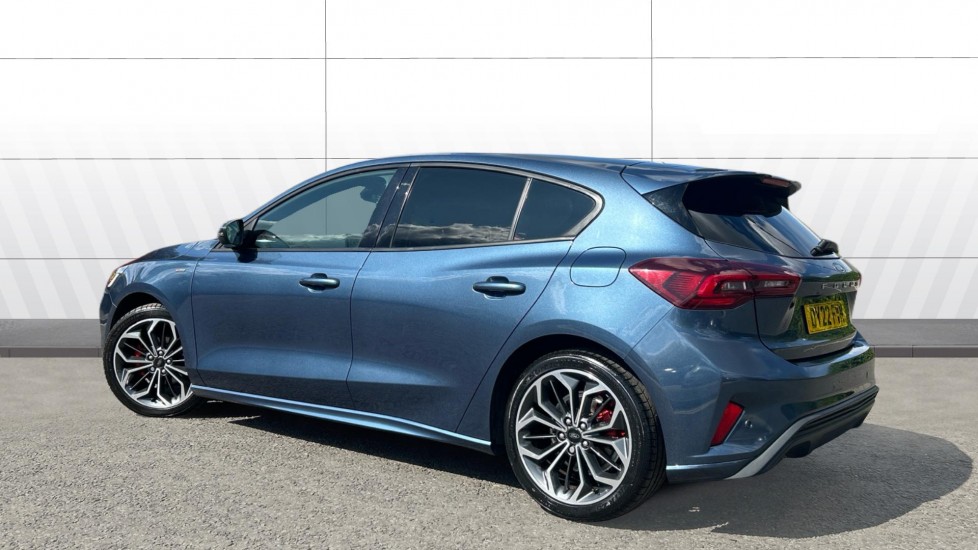 Ford Focus 1.0 EcoBoost ST-Line Vignale 5dr Petrol Hatchback - Image 2