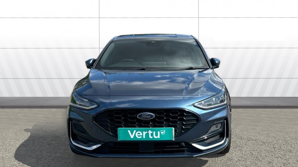 Ford Focus 1.0 EcoBoost ST-Line Vignale 5dr Petrol Hatchback - Image 3