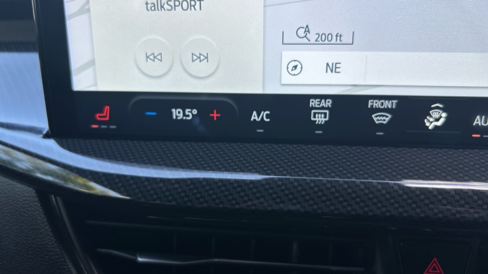 Ford Focus 1.0 EcoBoost ST-Line Vignale 5dr Petrol Hatchback - Image 35