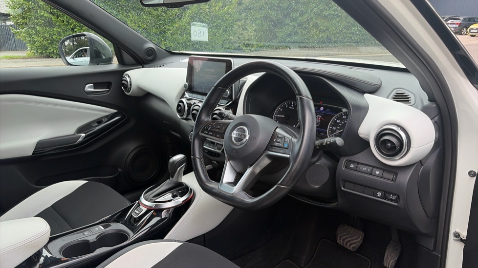 Nissan Juke 1.0 DiG-T 114 Tekna+ 5dr DCT Petrol Hatchback - Image 11