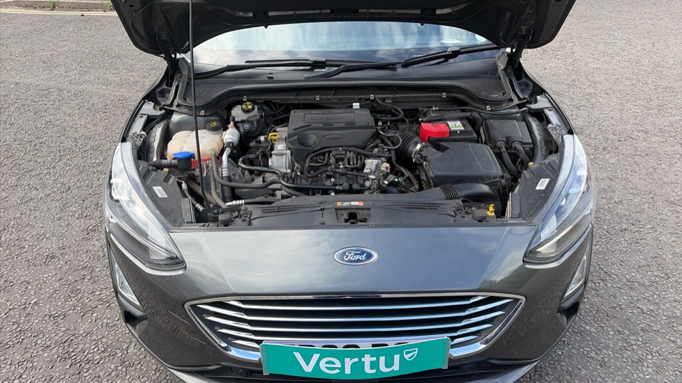 Ford Focus 1.0 EcoBoost 125 Titanium X 5dr Petrol Hatchback - Image 8