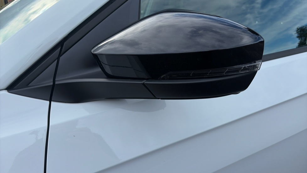 Volkswagen T-Cross 1.0 TSI 110 Black Edition 5dr DSG Petrol Estate - Image 38