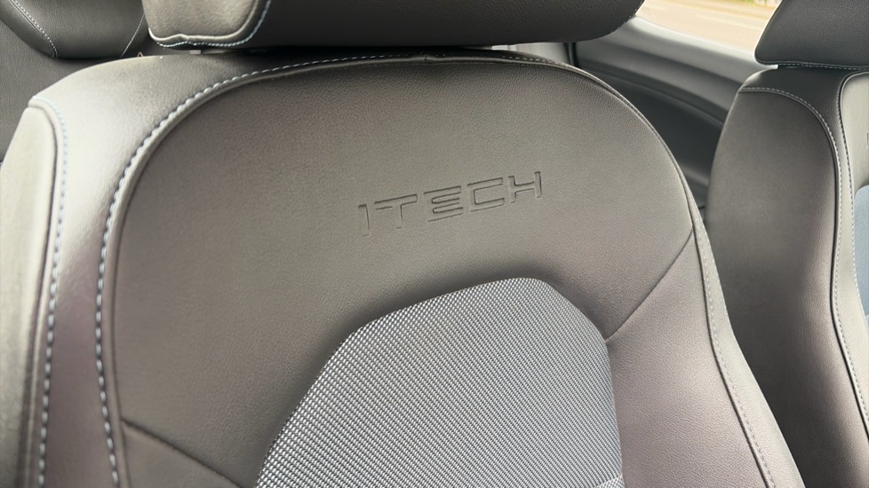 SEAT Ibiza 1.2 TSI I TECH 5dr Petrol Hatchback - Image 29