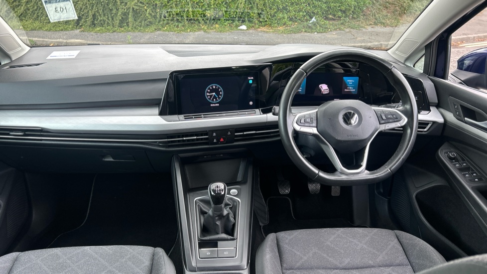 Volkswagen Golf 1.5 TSI Life 5dr Petrol Hatchback - Image 10