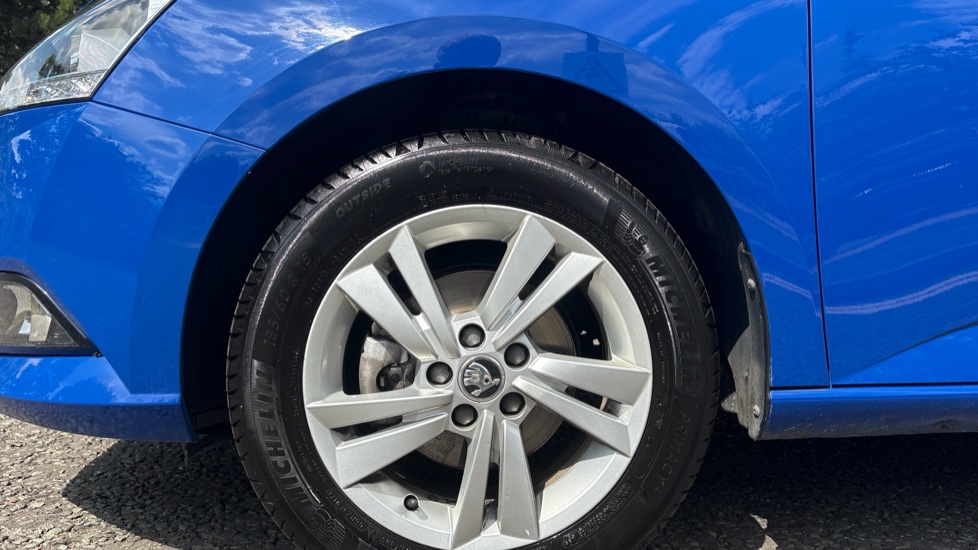 Skoda Fabia 1.0 MPI SE 5dr Petrol Hatchback - Image 7