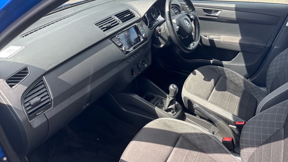 Skoda Fabia 1.0 MPI SE 5dr Petrol Hatchback - Image 9