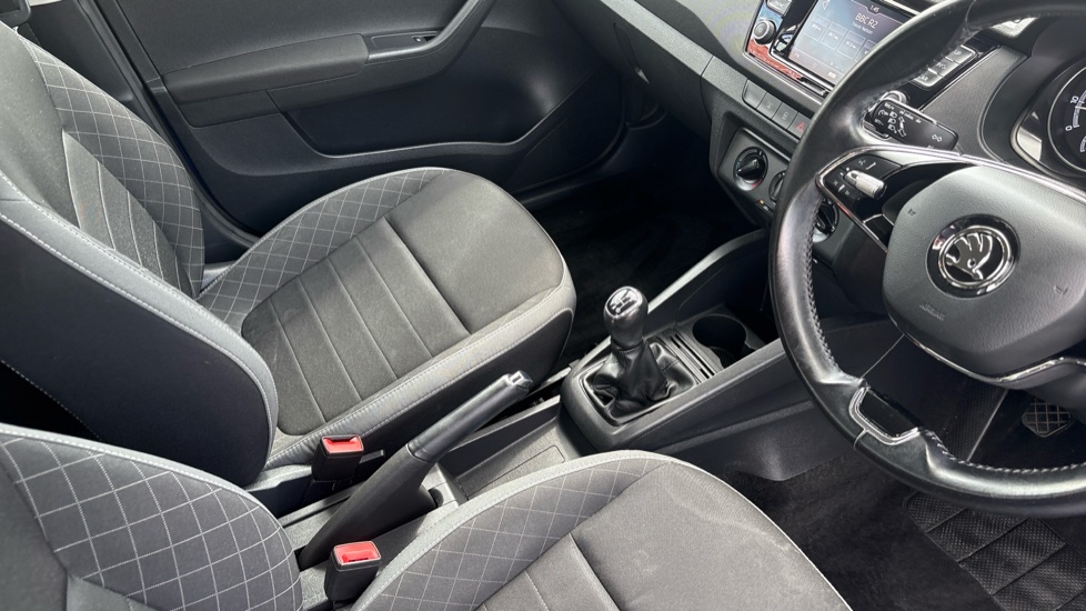 Skoda Fabia 1.0 MPI SE 5dr Petrol Hatchback - Image 14