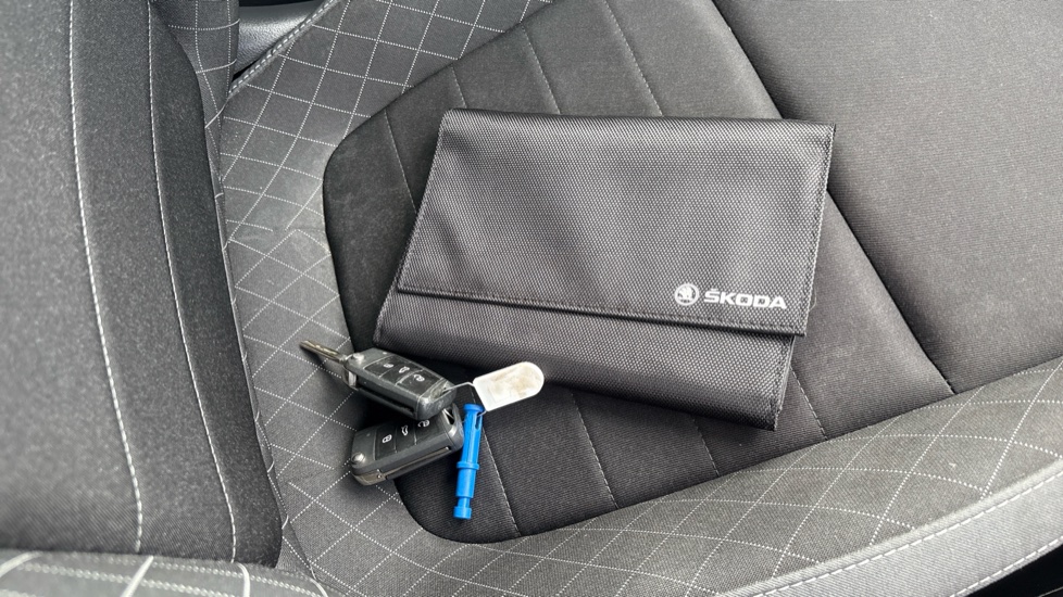 Skoda Fabia 1.0 MPI SE 5dr Petrol Hatchback - Image 19