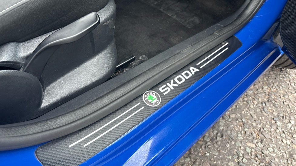 Skoda Fabia 1.0 MPI SE 5dr Petrol Hatchback - Image 33