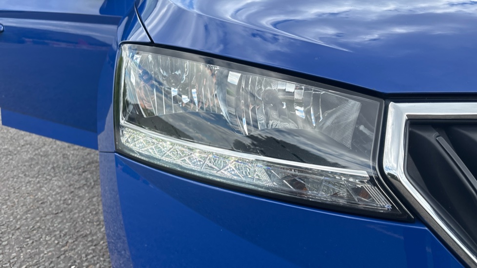 Skoda Fabia 1.0 MPI SE 5dr Petrol Hatchback - Image 37