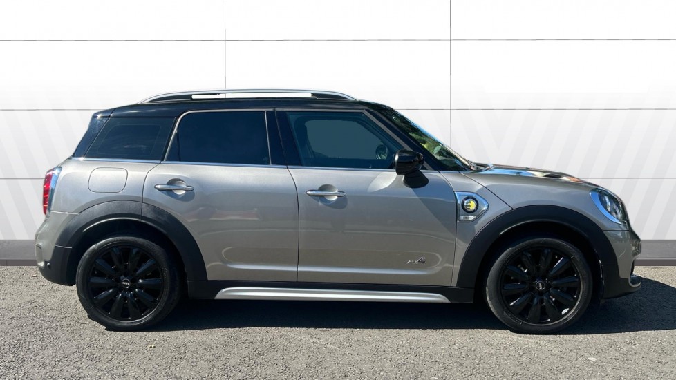 MINI Countryman 1.5 Cooper S E Classic ALL4 PHEV 5dr Auto Hatchback - Image 5