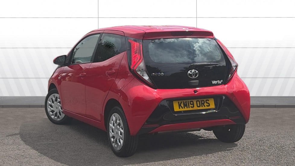 Toyota Aygo 1.0 VVT-i X-Play 5dr Petrol Hatchback - Image 2