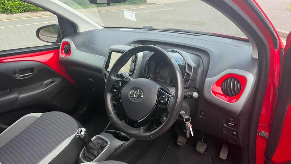 Toyota Aygo 1.0 VVT-i X-Play 5dr Petrol Hatchback - Image 11