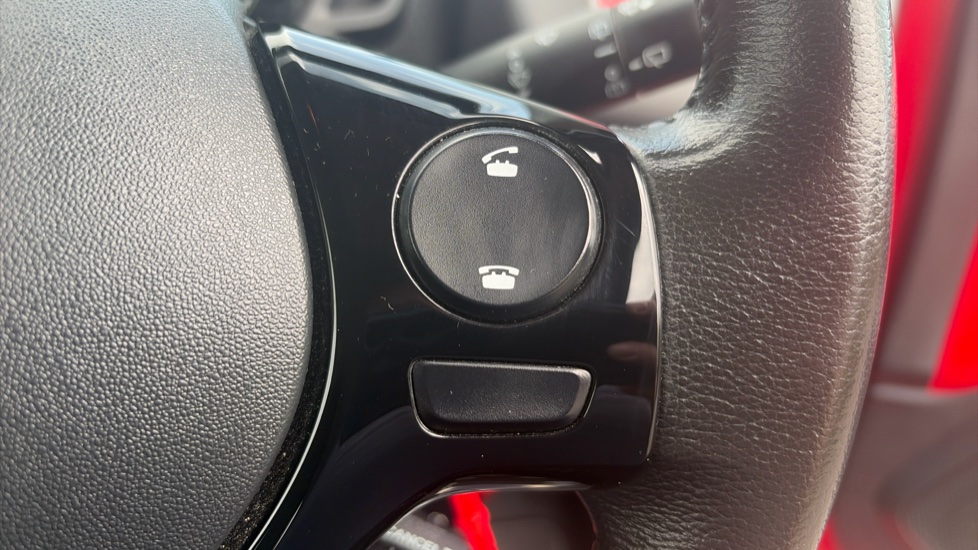 Toyota Aygo 1.0 VVT-i X-Play 5dr Petrol Hatchback - Image 28