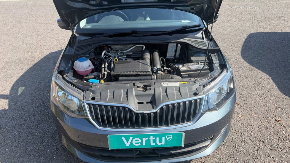 Skoda Fabia 1.2 TSI SE 5dr Petrol Hatchback - Image 8