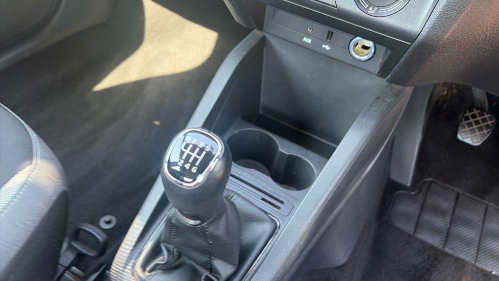Skoda Fabia 1.2 TSI SE 5dr Petrol Hatchback - Image 13