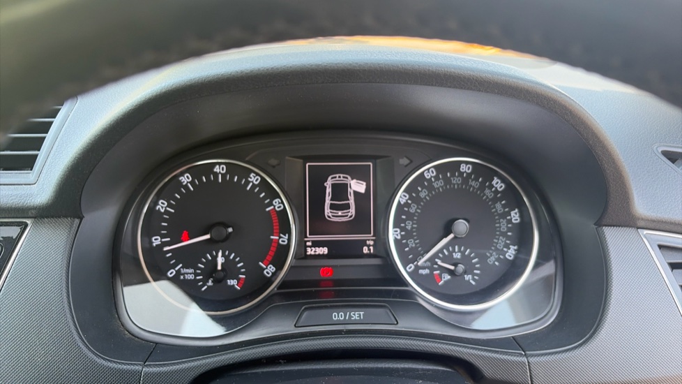 Skoda Fabia 1.2 TSI SE 5dr Petrol Hatchback - Image 18