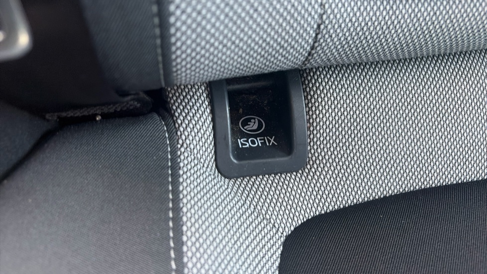 Skoda Fabia 1.2 TSI SE 5dr Petrol Hatchback - Image 30