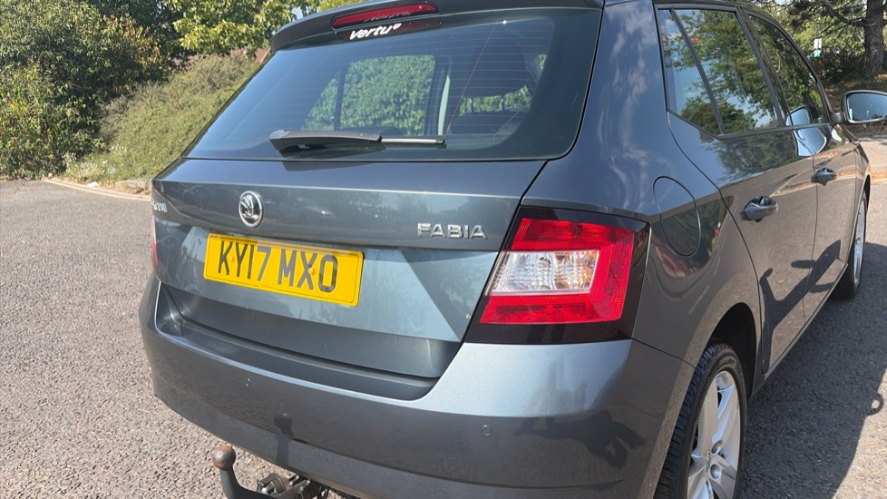 Skoda Fabia 1.2 TSI SE 5dr Petrol Hatchback - Image 32