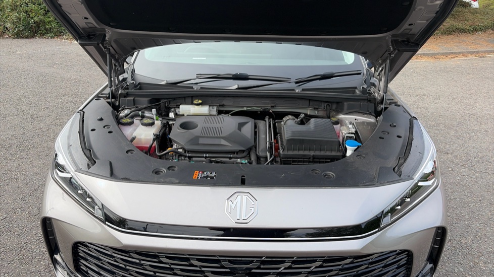 MG HS 1.5 T-GDI Hybrid+ Trophy 5dr Auto Hybrid Hatchback - Image 8