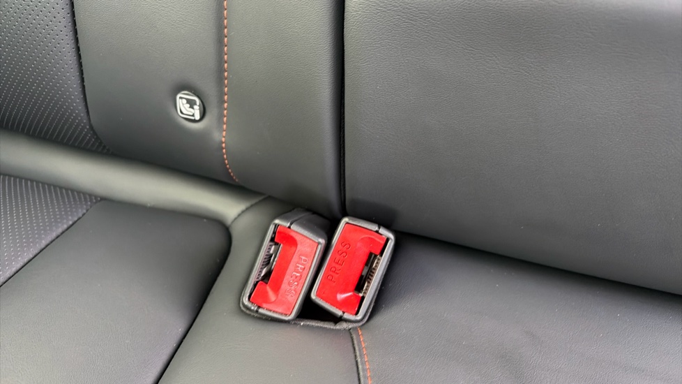 MG HS 1.5 T-GDI Hybrid+ Trophy 5dr Auto Hybrid Hatchback - Image 17