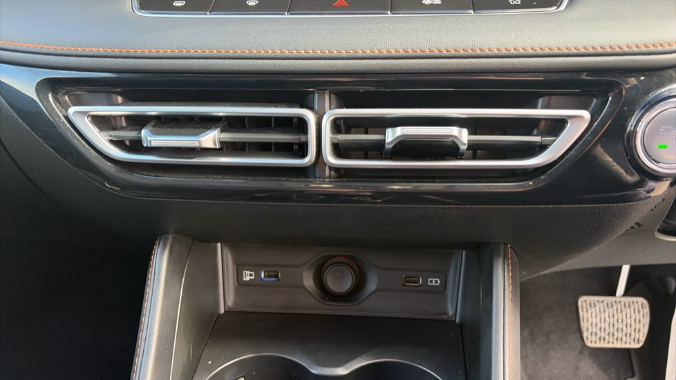 MG HS 1.5 T-GDI Hybrid+ Trophy 5dr Auto Hybrid Hatchback - Image 26