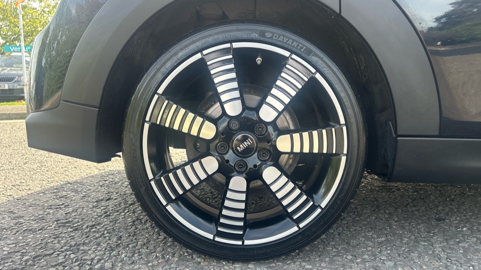 MINI Hatchback 1.5 Cooper Exclusive 5dr Auto Petrol Hatchback - Image 7