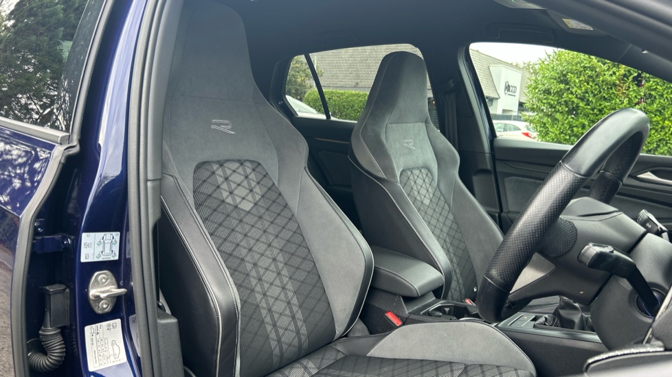 Volkswagen Golf 1.5 TSI 150 R-Line 5dr Petrol Hatchback - Image 32