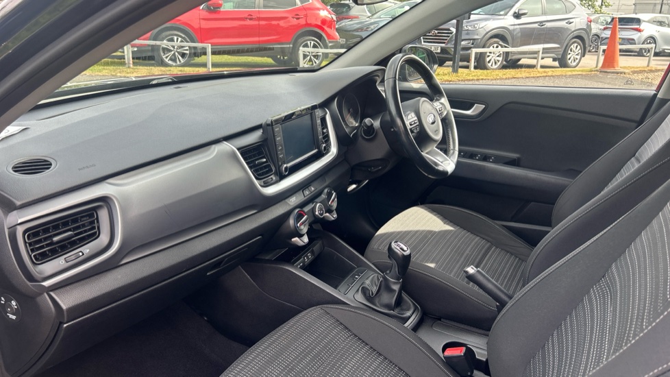 Kia Stonic 1.6 CRDi 2 5dr Diesel Estate - Image 9