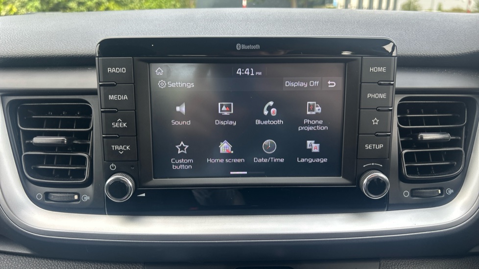 Kia Stonic 1.6 CRDi 2 5dr Diesel Estate - Image 23
