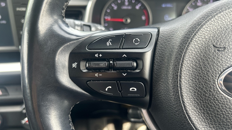 Kia Stonic 1.6 CRDi 2 5dr Diesel Estate - Image 27