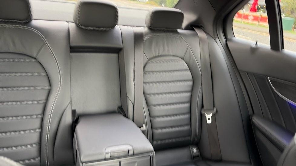 Mercedes-Benz C-Class C220d AMG Line Premium 4dr 9G-Tronic Diesel Saloon - Image 15