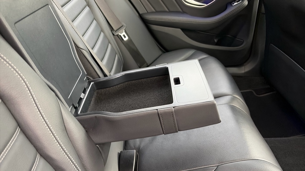 Mercedes-Benz C-Class C220d AMG Line Premium 4dr 9G-Tronic Diesel Saloon - Image 37
