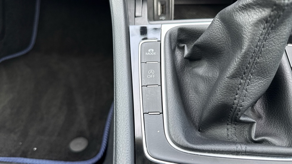 Volkswagen Golf 1.5 TSI EVO 150 GT 3dr Petrol Hatchback - Image 31