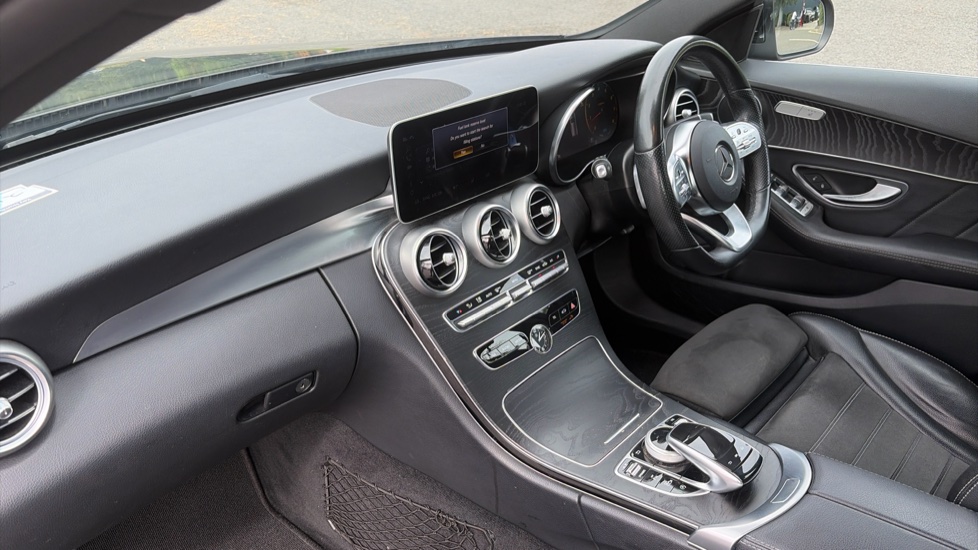 Mercedes-Benz C-Class C200 AMG Line Premium 5dr 9G-Tronic Petrol Estate - Image 9