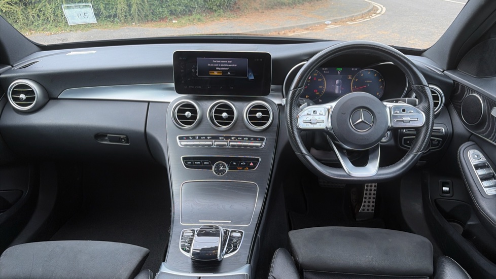Mercedes-Benz C-Class C200 AMG Line Premium 5dr 9G-Tronic Petrol Estate - Image 10