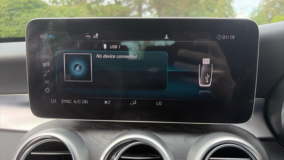Mercedes-Benz C-Class C200 AMG Line Premium 5dr 9G-Tronic Petrol Estate - Image 23