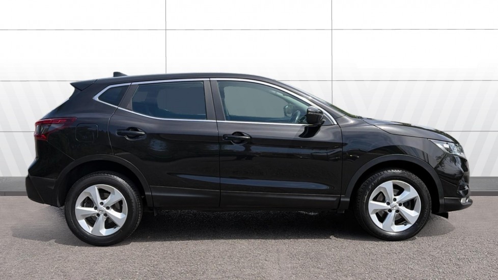 Nissan Qashqai 1.3 DiG-T Acenta Premium 5dr Petrol Hatchback - Image 5