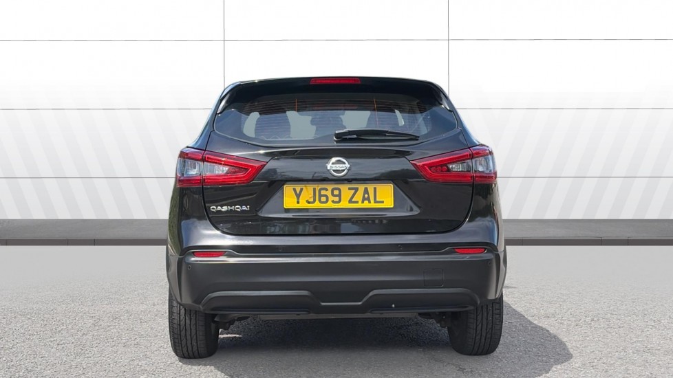 Nissan Qashqai 1.3 DiG-T Acenta Premium 5dr Petrol Hatchback - Image 6