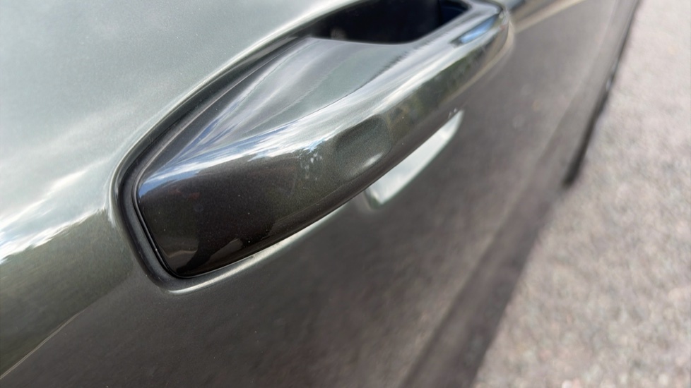 Volvo S60 2.0 T5 R DESIGN Plus 4dr Auto Petrol Saloon - Image 38