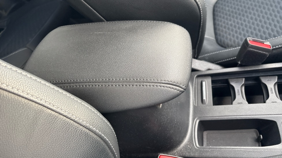 Ford Focus 1.0 EcoBoost Hybrid mHEV 125 Titanium X Ed 5dr Petrol Hatchback - Image 31