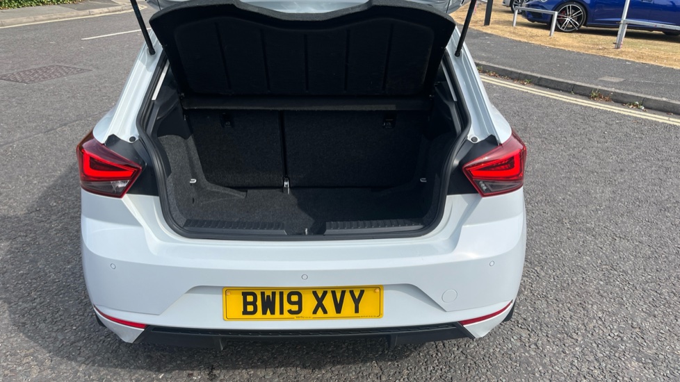 SEAT Ibiza 1.0 TSI 95 SE Technology [EZ] 5dr Petrol Hatchback - Image 4