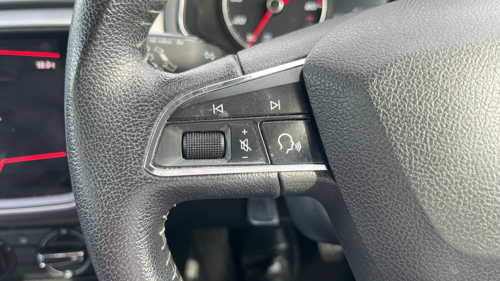 SEAT Ibiza 1.0 TSI 95 SE Technology [EZ] 5dr Petrol Hatchback - Image 24