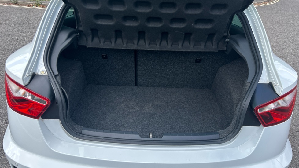 SEAT Ibiza 1.8 TSI Cupra Black 3dr Petrol Hatchback - Image 4