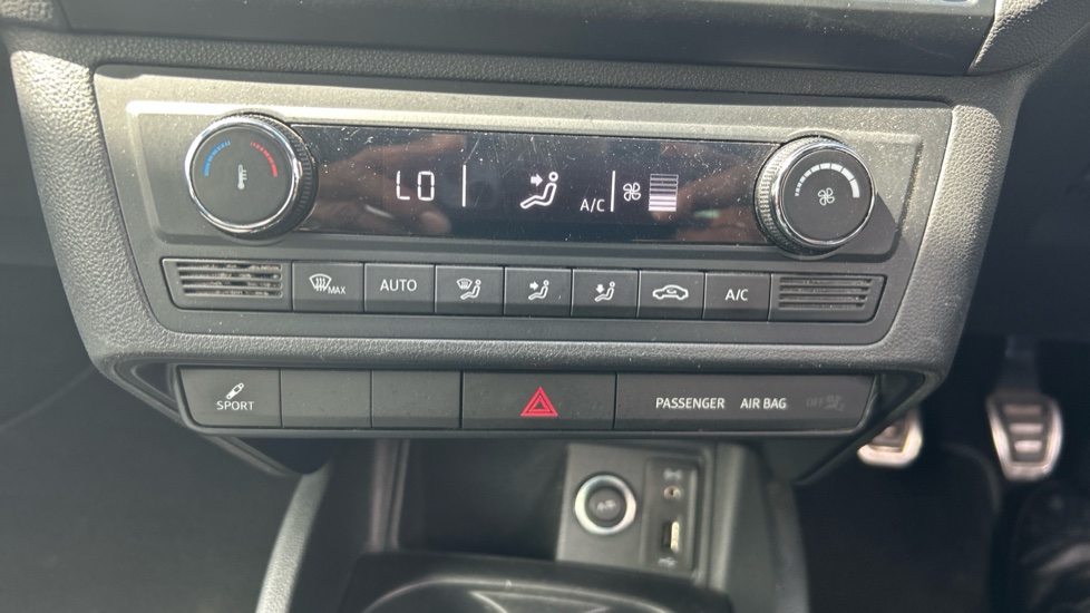 SEAT Ibiza 1.8 TSI Cupra Black 3dr Petrol Hatchback - Image 28