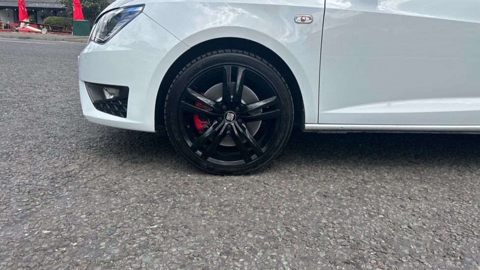 SEAT Ibiza 1.8 TSI Cupra Black 3dr Petrol Hatchback - Image 41