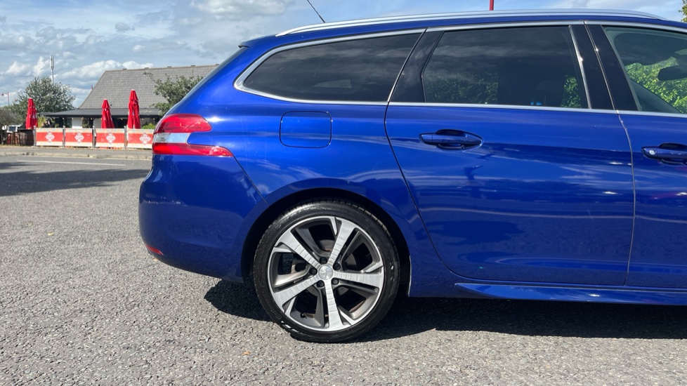 Peugeot 308 1.2 PureTech 130 GT Line 5dr Petrol Estate - Image 7