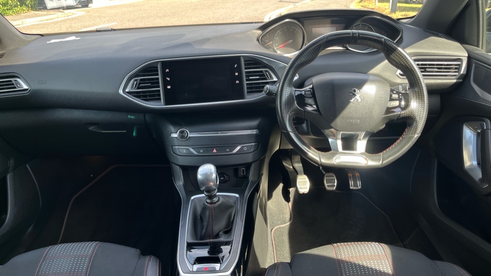 Peugeot 308 1.2 PureTech 130 GT Line 5dr Petrol Estate - Image 10