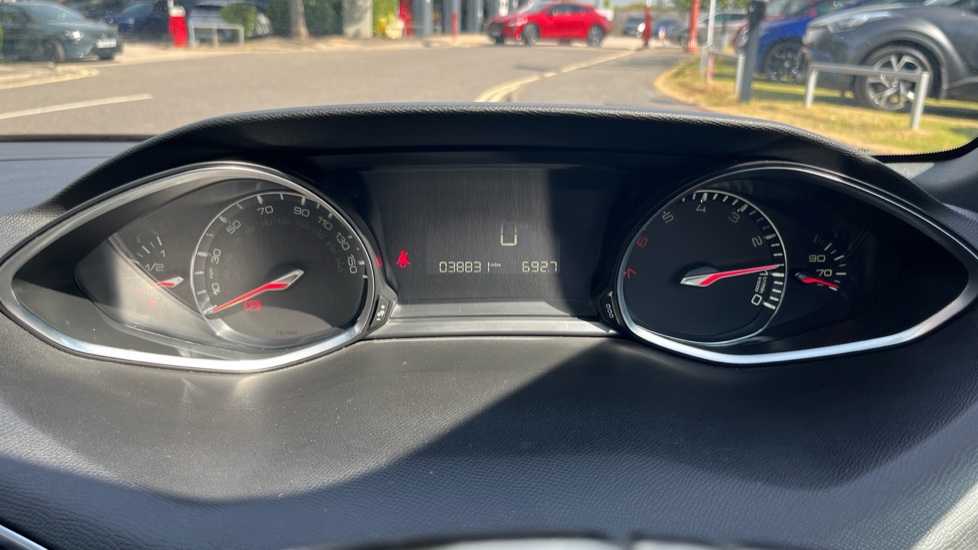 Peugeot 308 1.2 PureTech 130 GT Line 5dr Petrol Estate - Image 18
